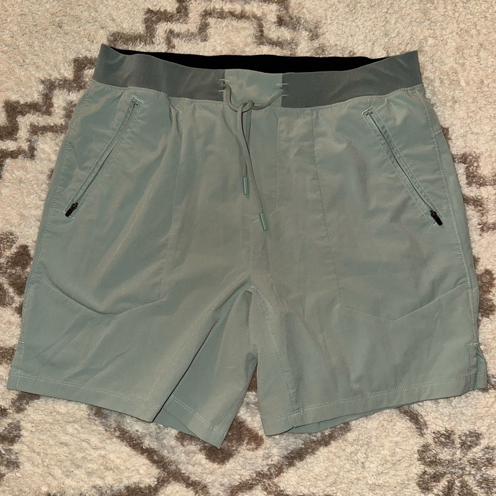 Ascend Men's Green Athletic Shorts